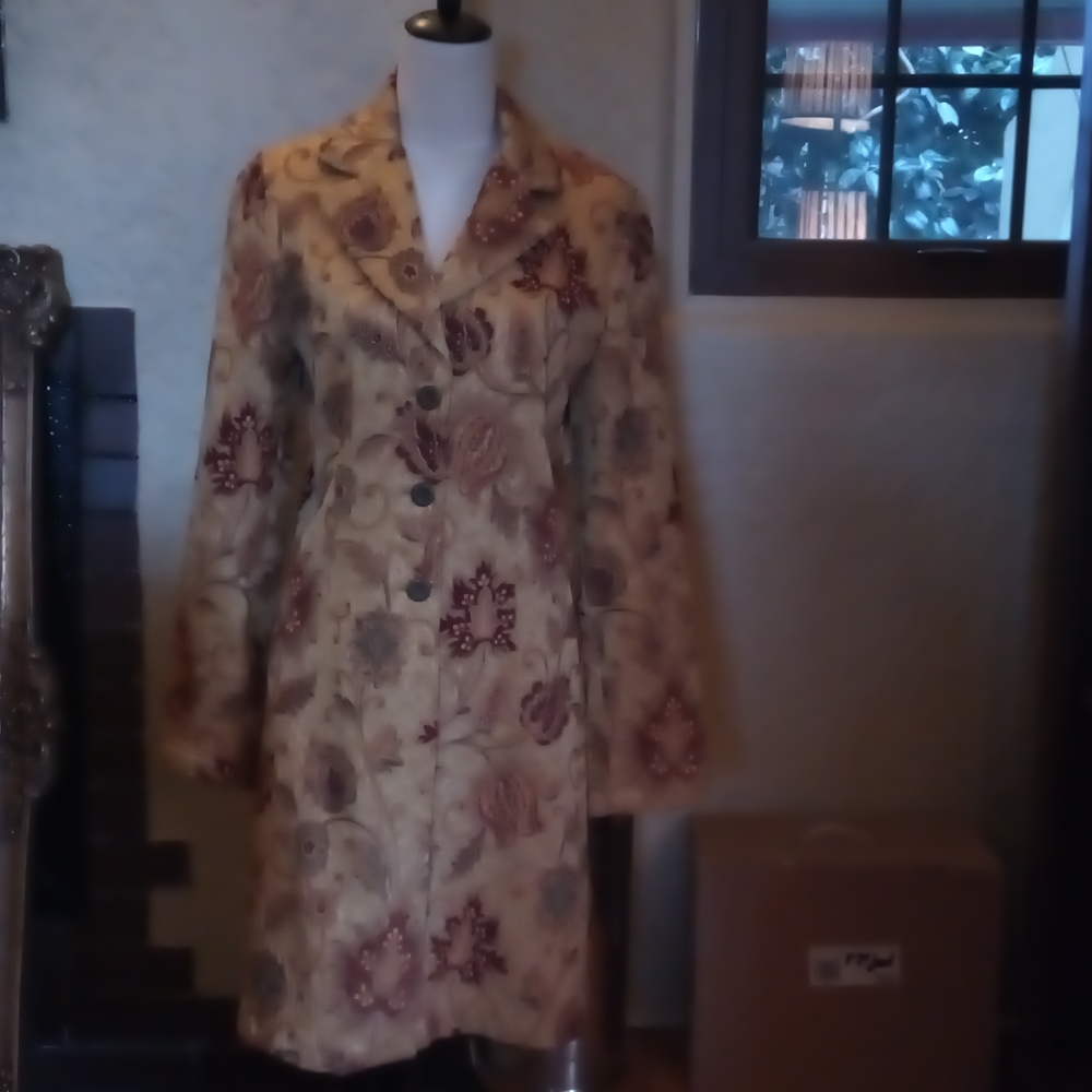 Cabi jacket. With an updated vintage vibe.